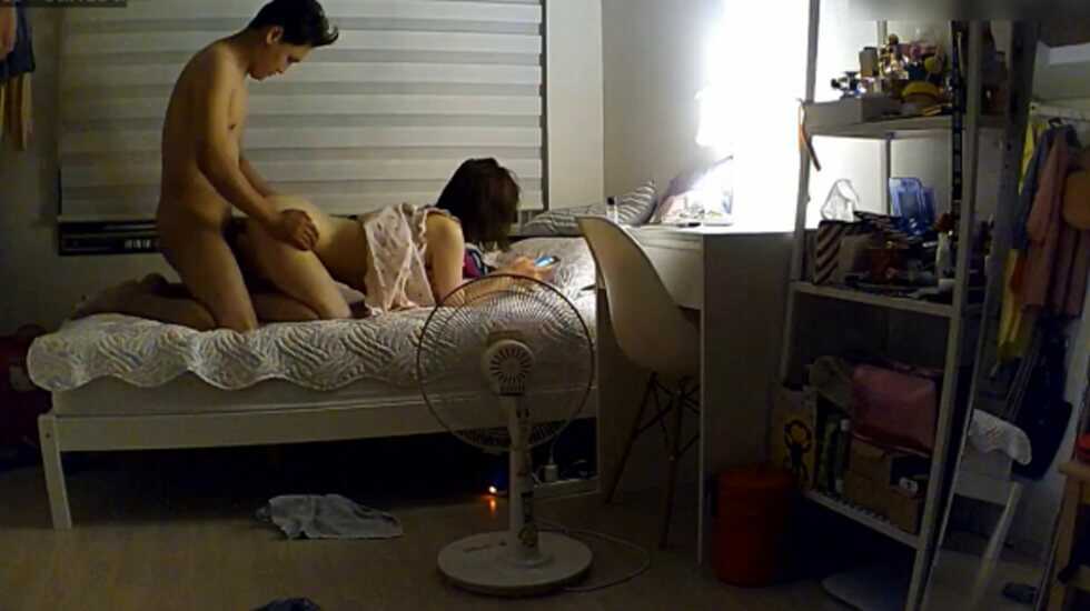亚洲免费综,加勒比精品一区二区三区